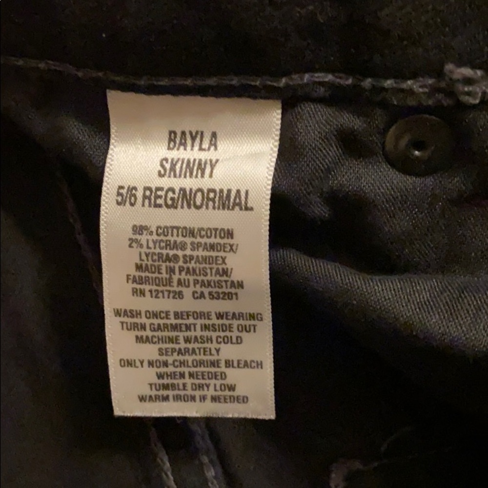 Jeans - Picture 3 of 3